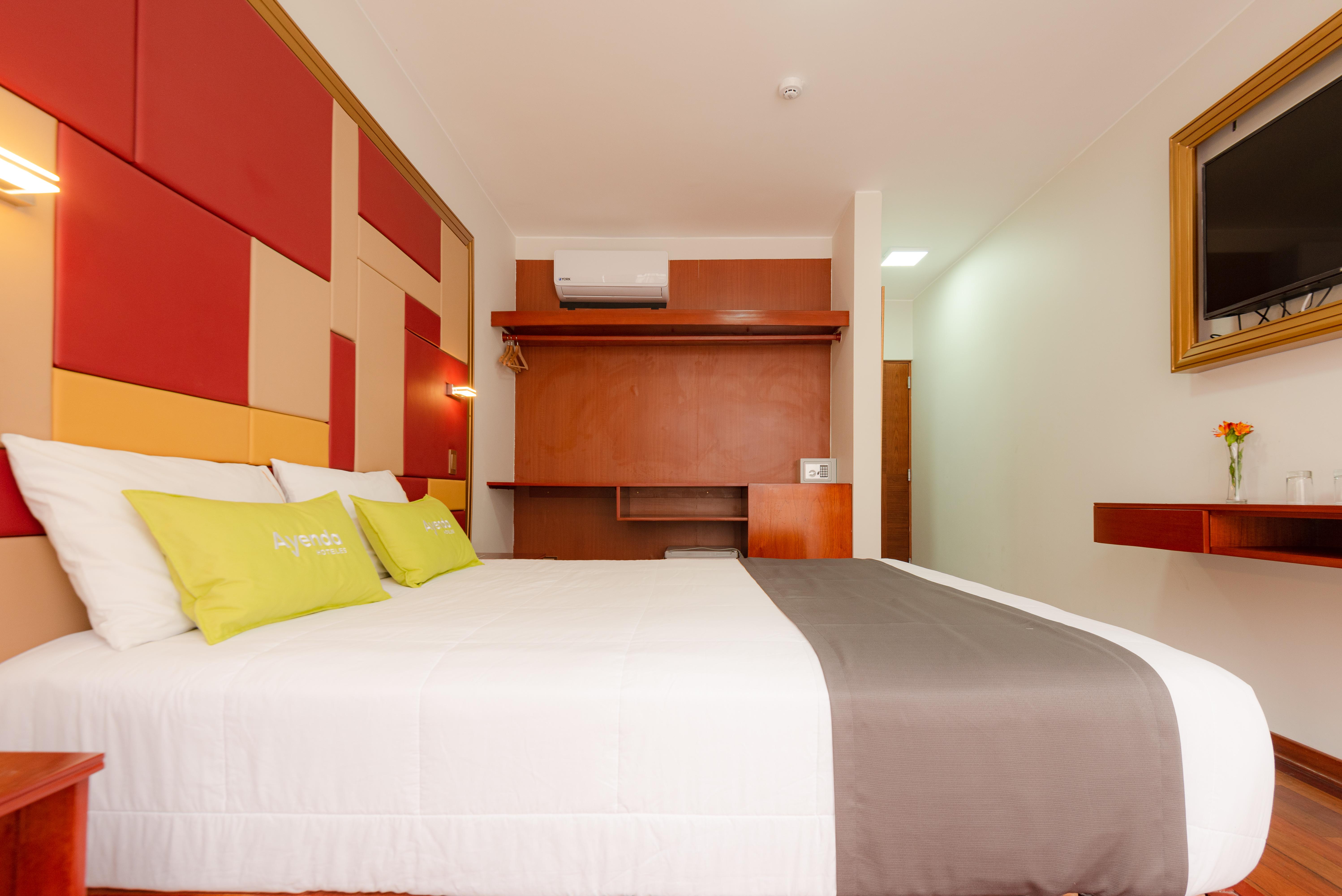 Hotel Ayenda Montreal Miraflores