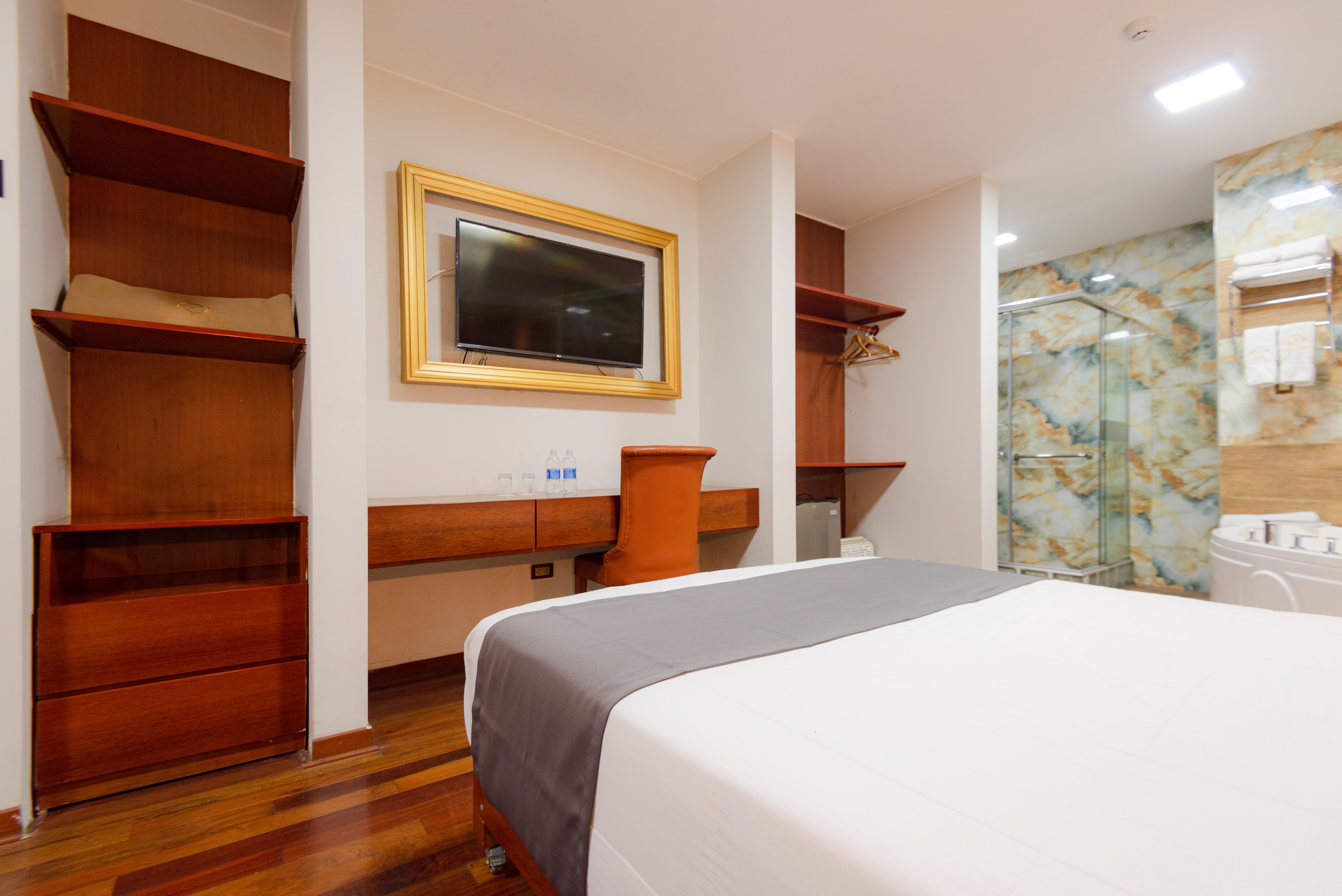 Ayenda Montreal Miraflores 3*