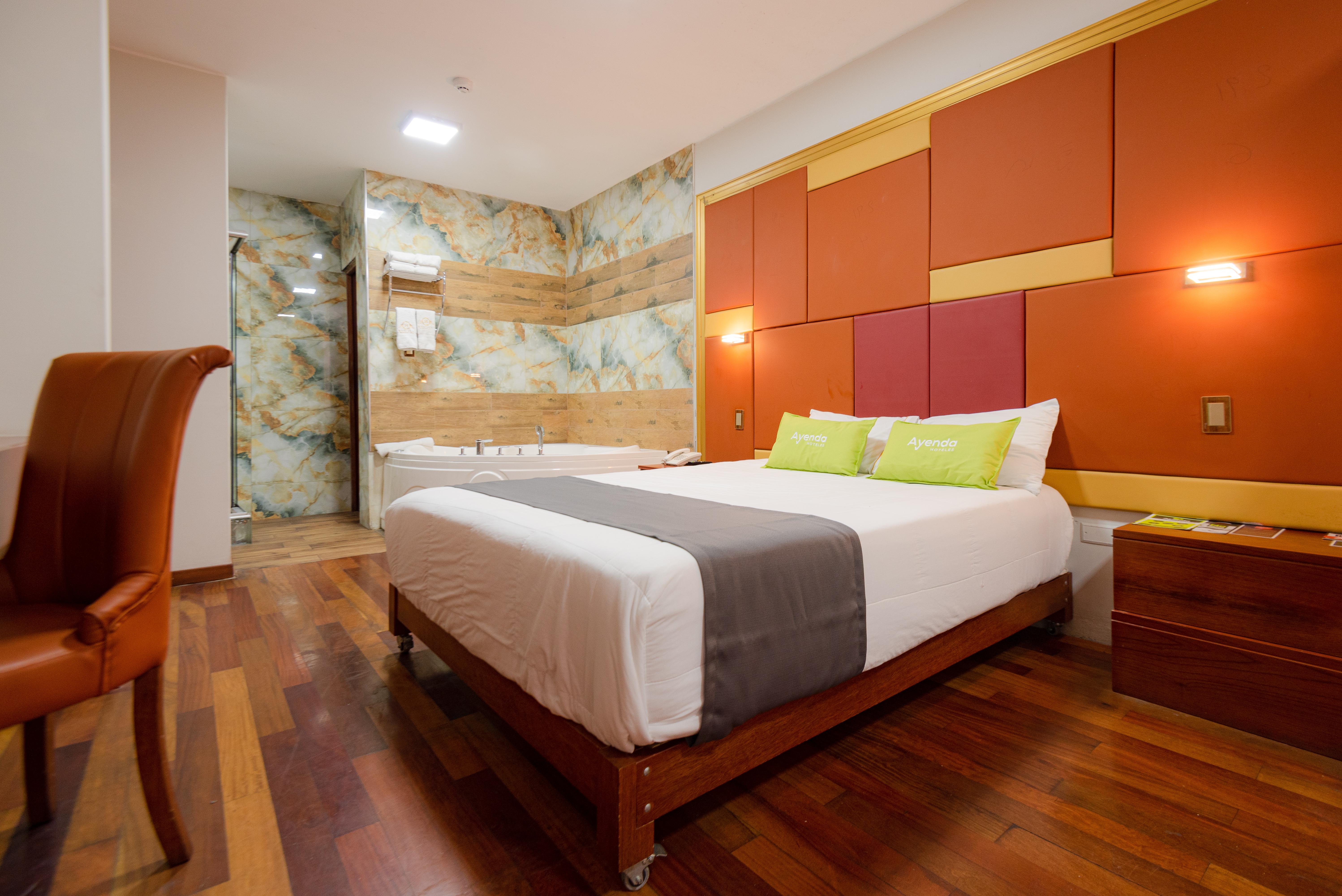 Ayenda Montreal Miraflores Hotel 3*