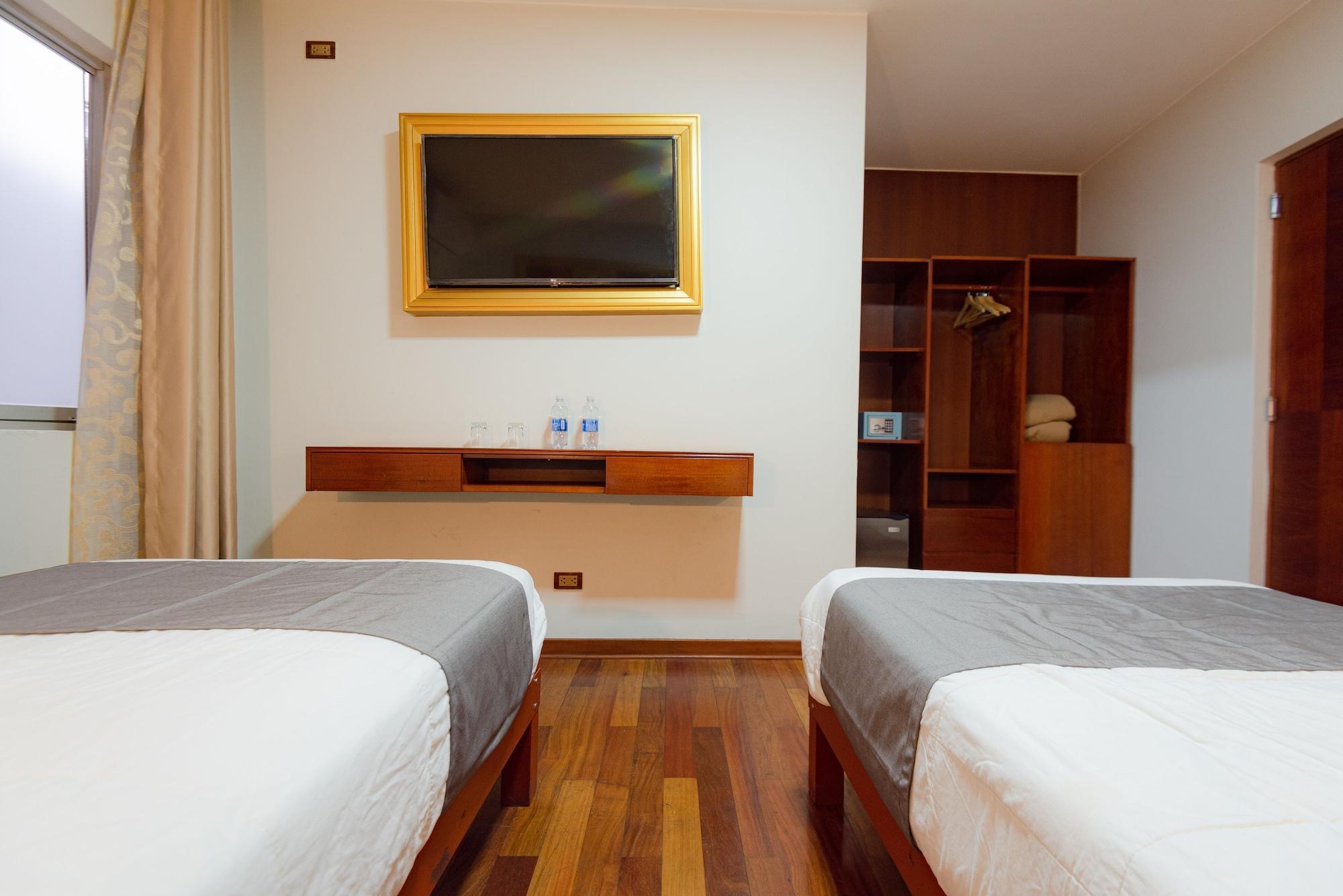Ayenda Montreal Miraflores Hotel